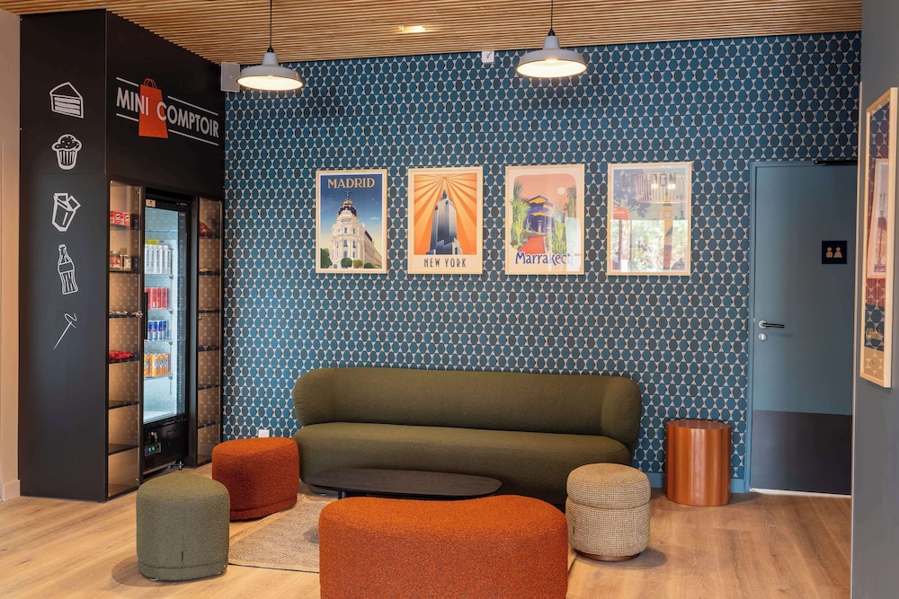 kyriad limoges ester