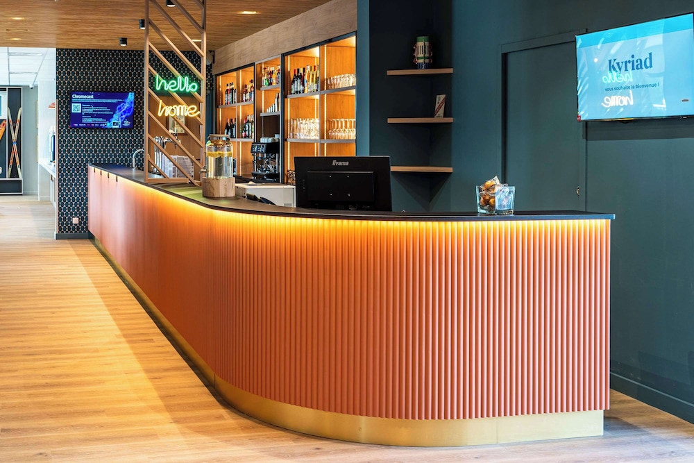 kyriad limoges ester