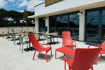 kyriad limoges ester