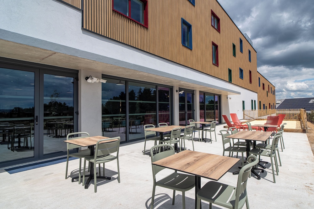 kyriad limoges ester