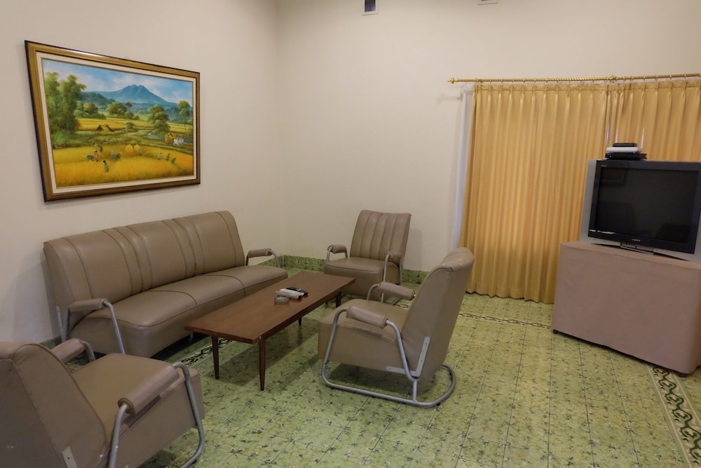 hotel indah palace tawangmangu