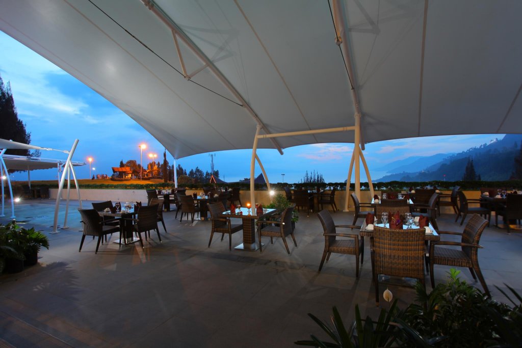 hotel niagara parapat