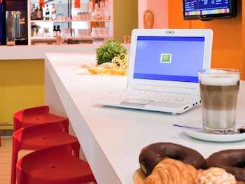 ibis styles duesseldorf neuss hotel