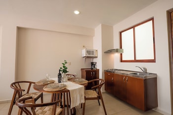 la playa departamento suites