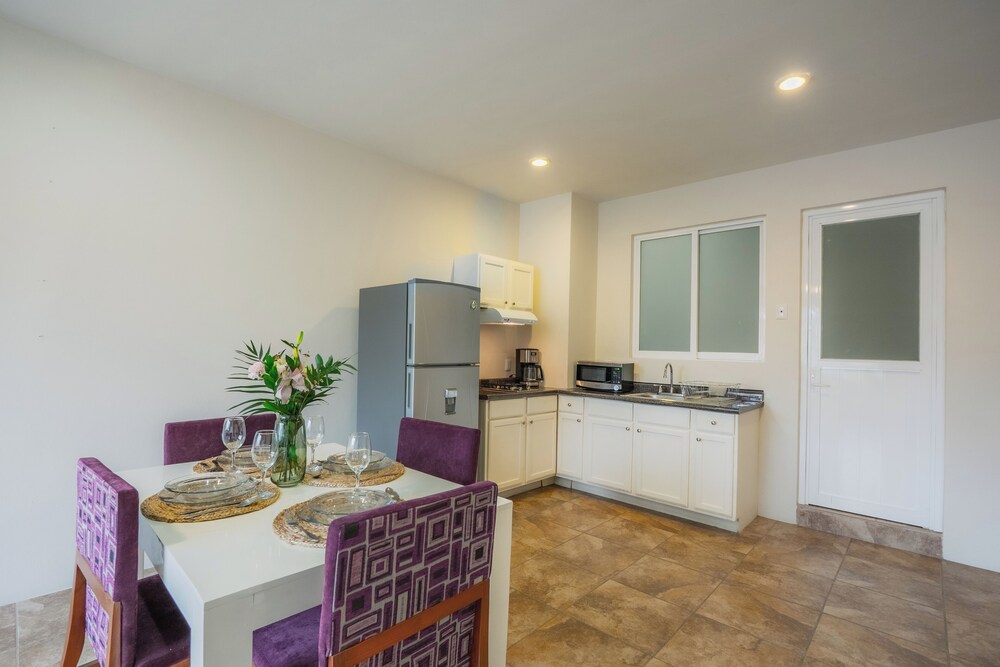 la playa departamento suites