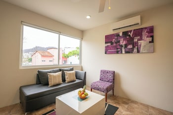 la playa departamento suites