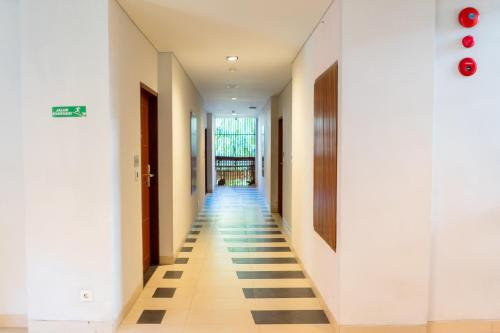 fourteen roses boutique hotel legian