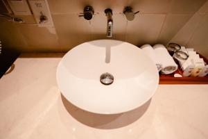 fourteen roses boutique hotel legian