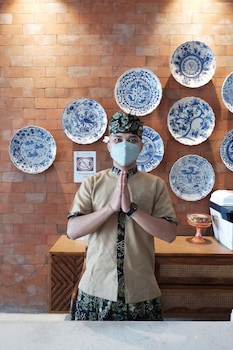 fourteen roses boutique hotel legian