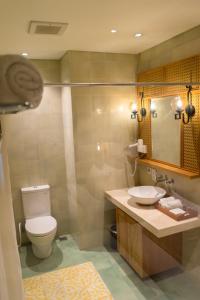 fourteen roses boutique hotel legian