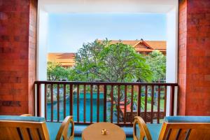 fourteen roses boutique hotel legian