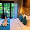 Fourteen Roses Boutique Hotel Legian,Kuta>>Bali,4 star