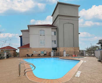 sonesta essential houston westchase