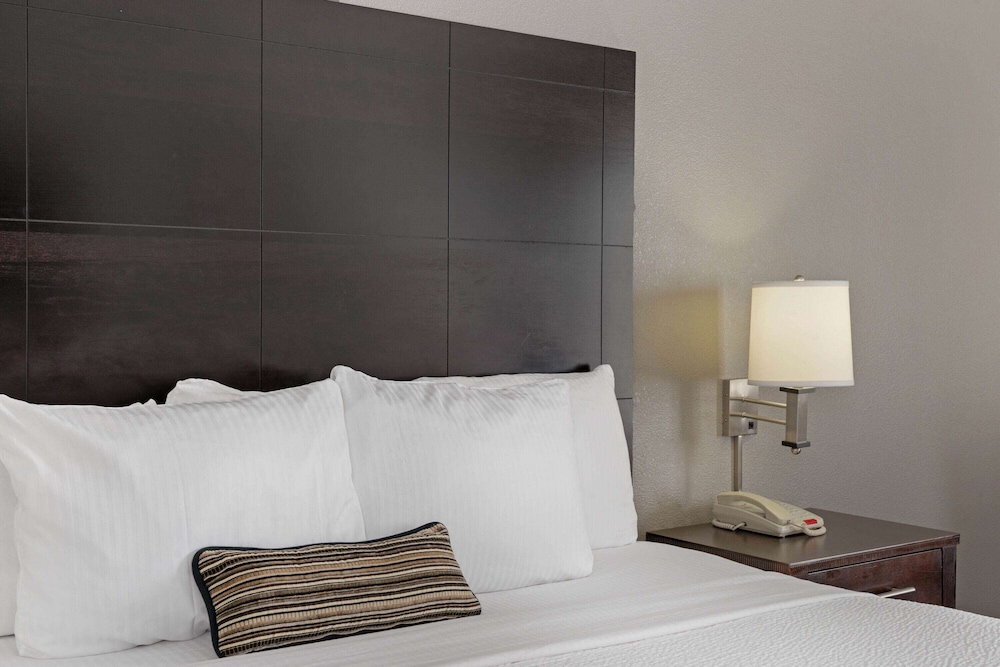 sonesta essential houston westchase