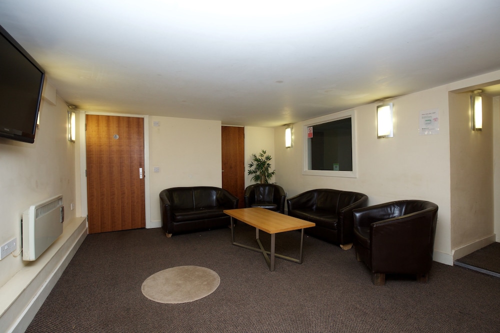 international inn hostel