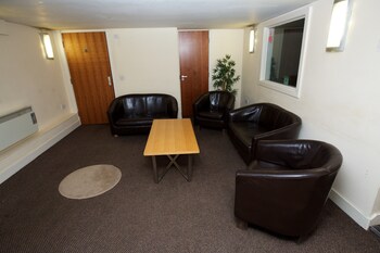 international inn hostel