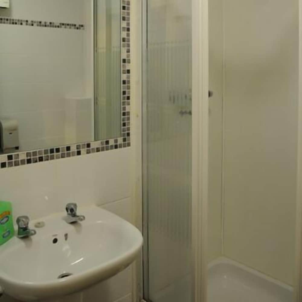 international inn hostel