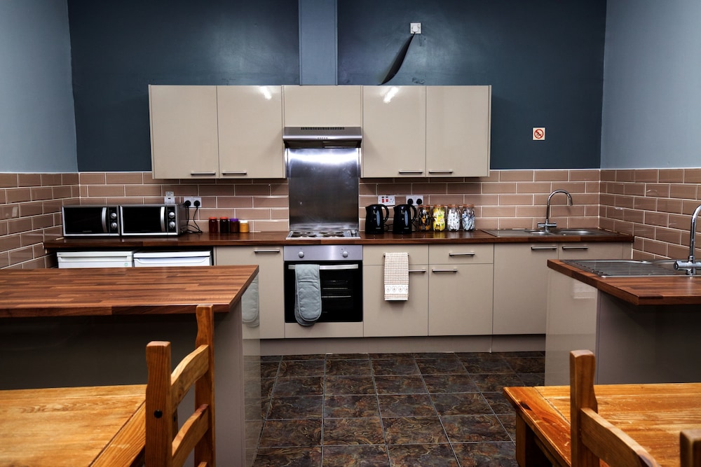 international inn hostel