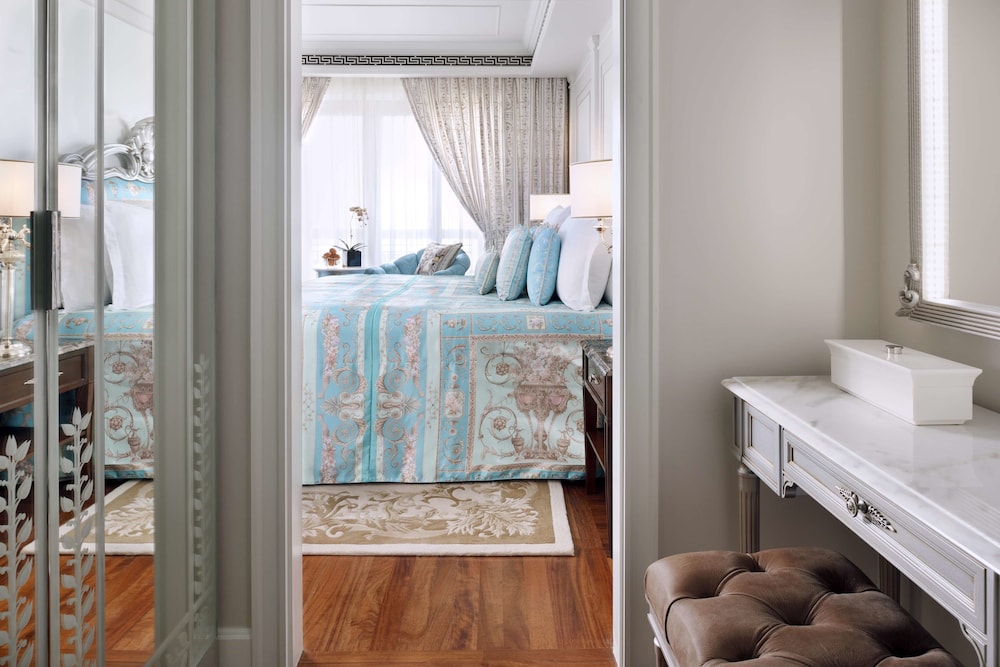 palazzo versace dubai