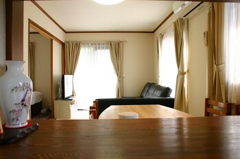 lake yamanaka resort house ii