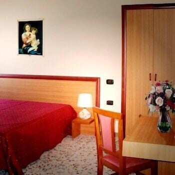 hotel la casa del pellegrino