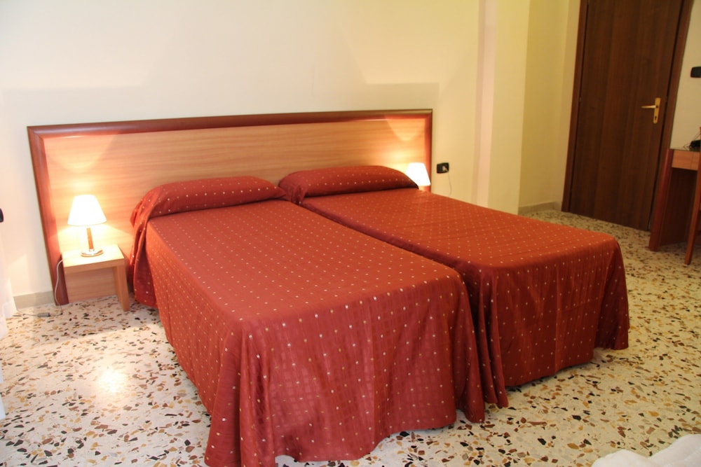 hotel la casa del pellegrino