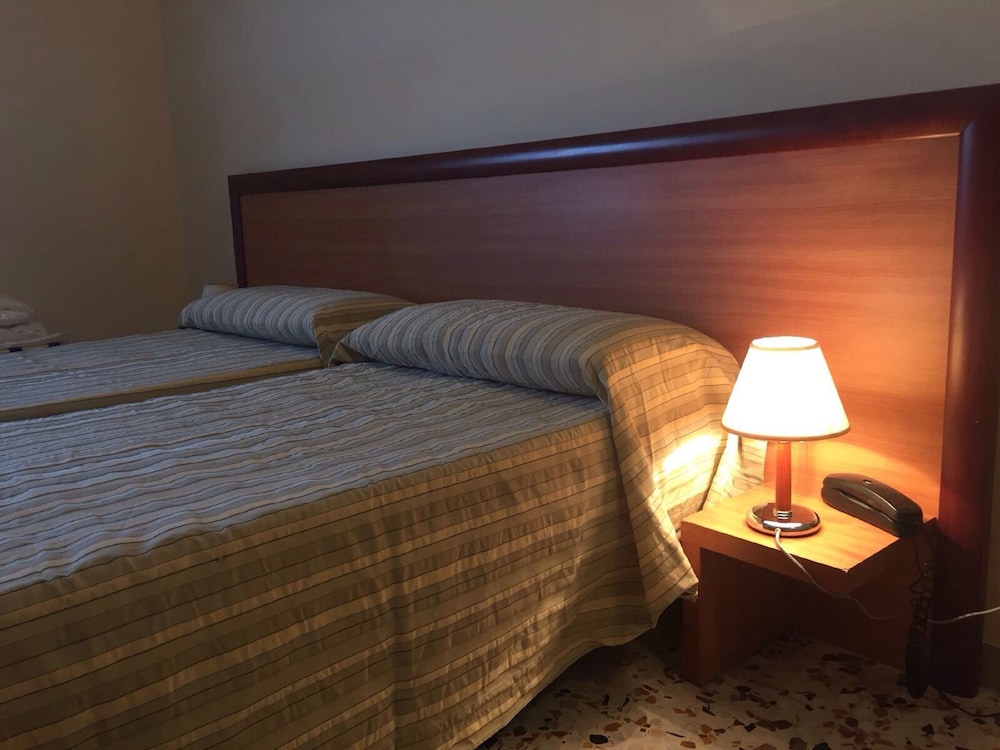 hotel la casa del pellegrino