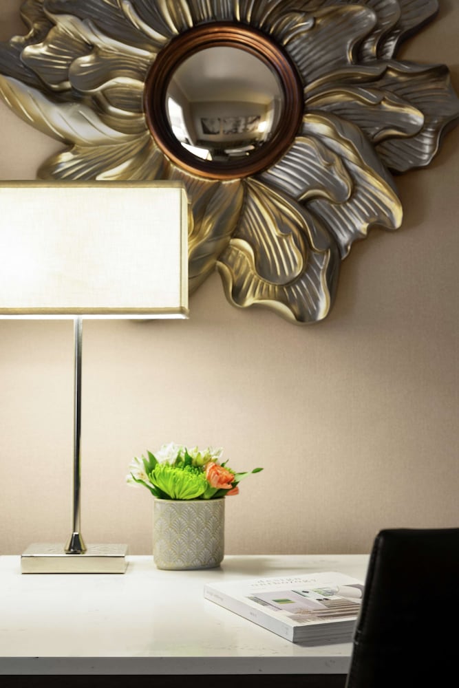 hilton new orleans st charles avenue