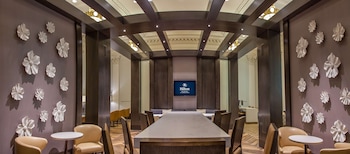 hilton new orleans st charles avenue