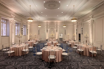 hilton new orleans st charles avenue