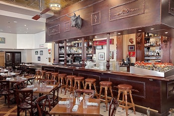 hilton new orleans st charles avenue