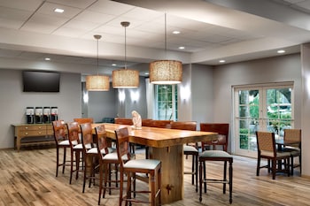 Hampton Inn New Smyrna Beach,Daytona Beach>>Amelia Island,3 star