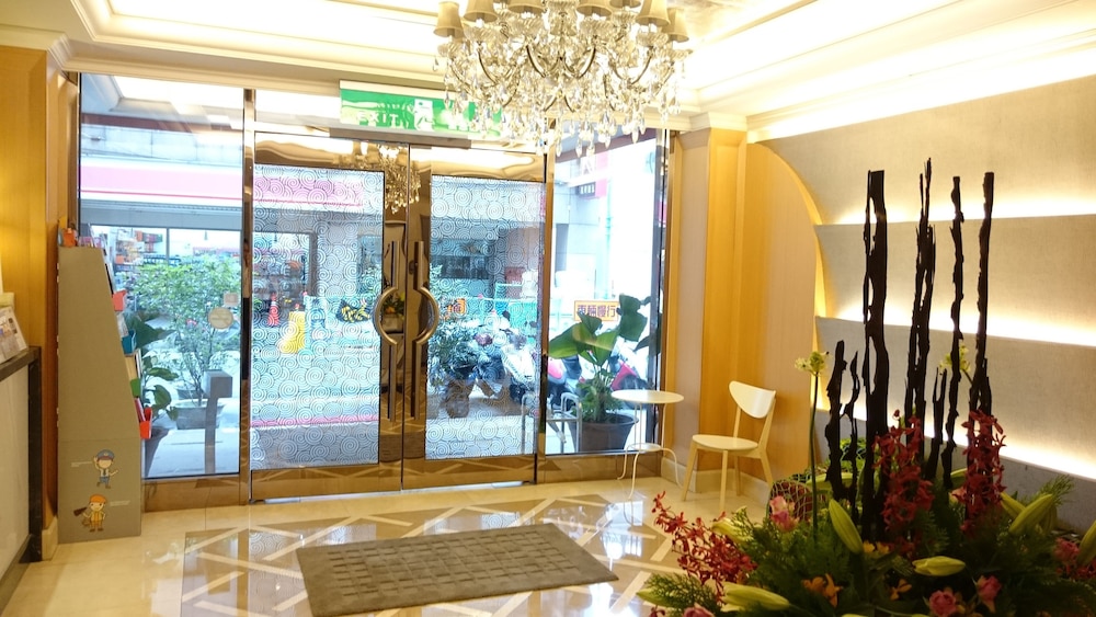 mrt hotel