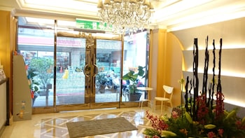 mrt hotel