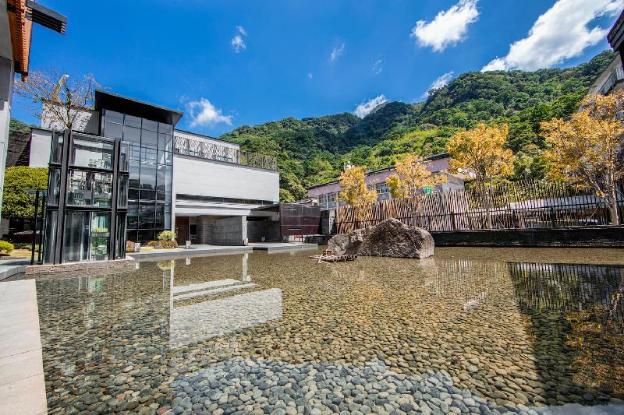 wulai pause landis resort