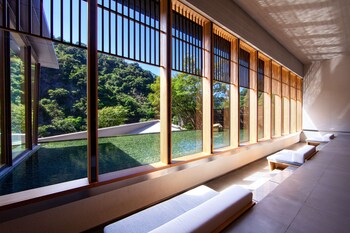 wulai pause landis resort