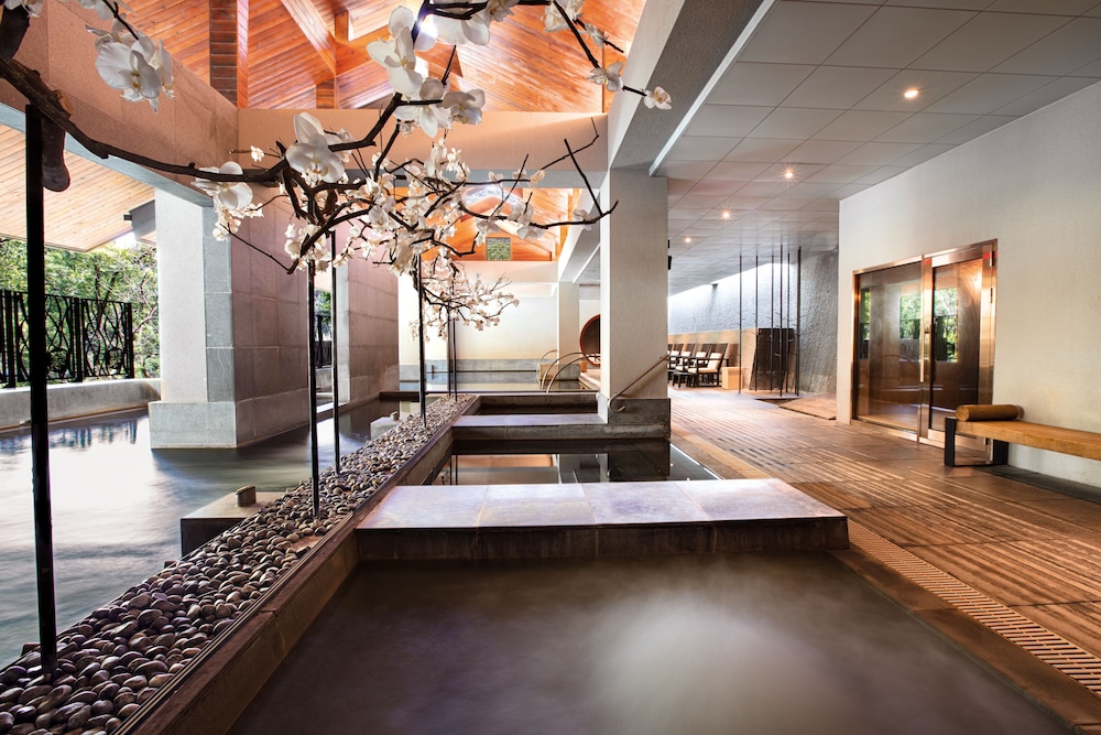 wulai pause landis resort
