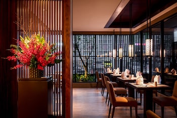 wulai pause landis resort
