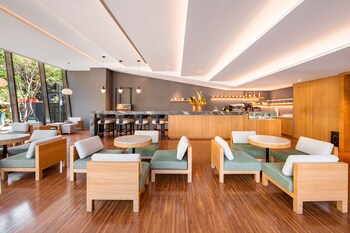 wulai pause landis resort