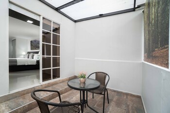 azor hotel cali versalles