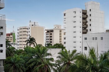 azor hotel cali versalles