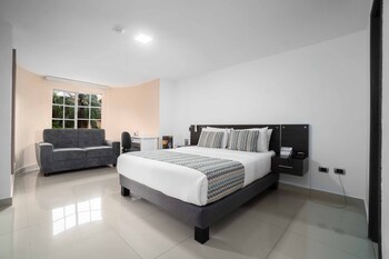 azor hotel cali versalles