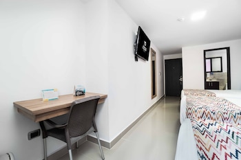 azor hotel cali versalles