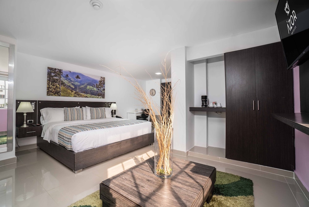 azor hotel cali versalles