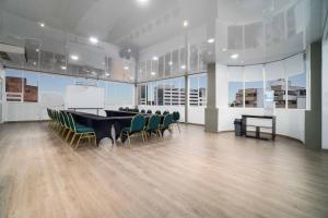 azor hotel cali versalles