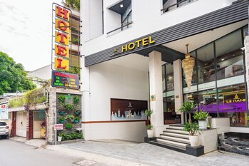 leha saigon airport hotel