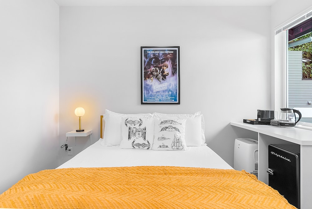 leias rebel princess suite