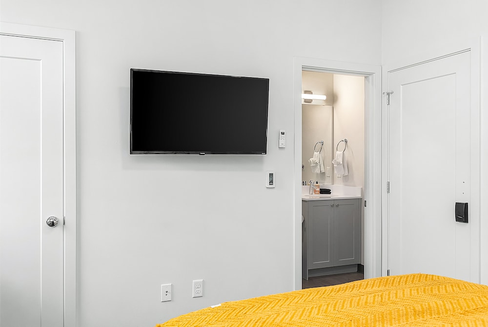 leias rebel princess suite