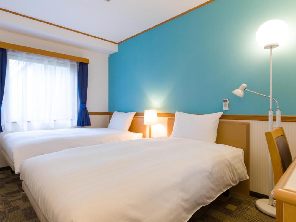 toyoko inn yokohama stadium mae no 2