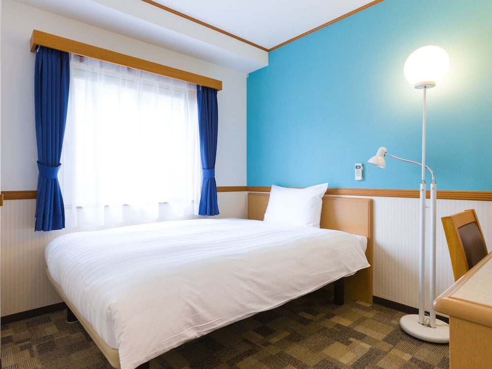 toyoko inn yokohama stadium mae no 2